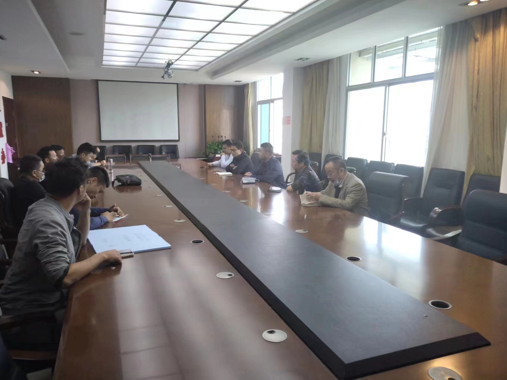 泸水吉州区段防洪工程沿线各村书记座谈会